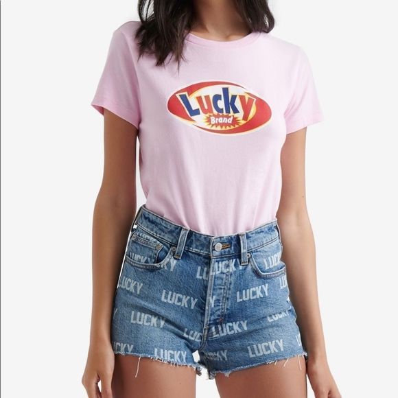 ✨ LUCKY BRAND T-SHIRT✨ - Picture 1 of 3